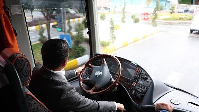 Başkan Rasim Arı, Nevşehir Belediyesi SK Takım Otobüsünü Kullandı