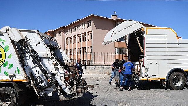 Buca’da 24 saat kesintisiz temizlik
