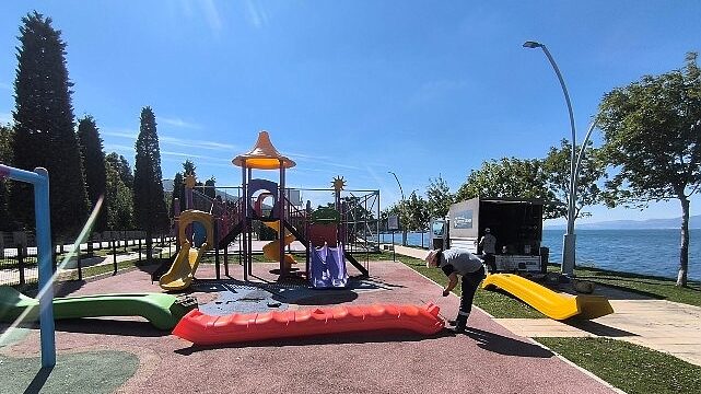 Büyükşehir’den çocuklara güvenli oyun alanları
