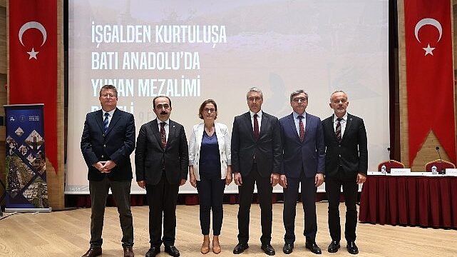 DEÜ Ev Sahipliğinde “İşgalden Kurtuluşa: Batı Anadolu’da Yunan Mezalimi” Paneli Düzenlendi