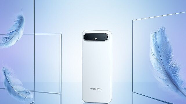 Dünyanın en ince kavisli akıllı telefonu çok yakında Türkiye’de!