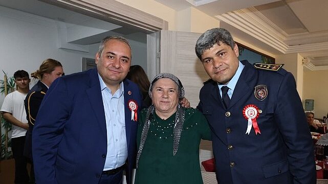 İtfaiyeciler Haftası’nda Huzurevi Sakinlerine Anlamlı Ziyaret