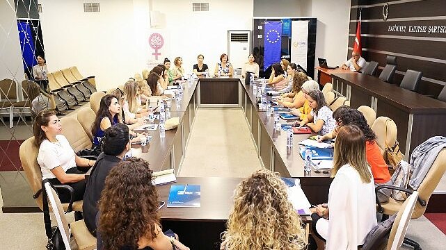 Kadına Şiddete Karşı Narlıdere’de Dayanışma Buluşması
