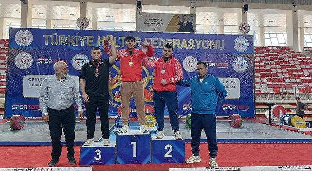 Kahramankazan Belediyespor Halter Takımı, Türkiye Şampiyonası’nda 4. oldu