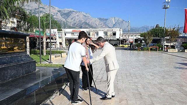 Kemer’de İlköğretim Haftası kutlandı