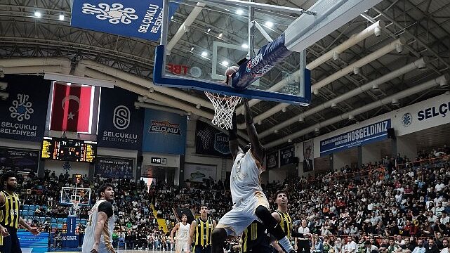 Konya Büyükşehir Sezonu Fenerbahçe Koleji Galibiyetiyle Açtı