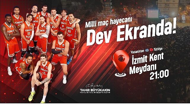 Milli maç Kent Meydanı’nda dev ekranda
