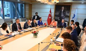 Moskova Hükümeti Bakanı’ndan Büyükşehir’e ziyaret