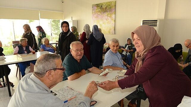 Nilüferli kadınlardan huzurevinde sıcak buluşma