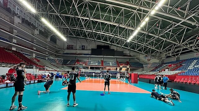 Osmangazi Belediyespor Fenerbahçe’nin düzenlediği turnuvada şampiyon oldu