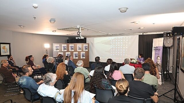 Prof. Dr. Varlı “Müziğin Sessiz Siyaseti”ni anlattı…