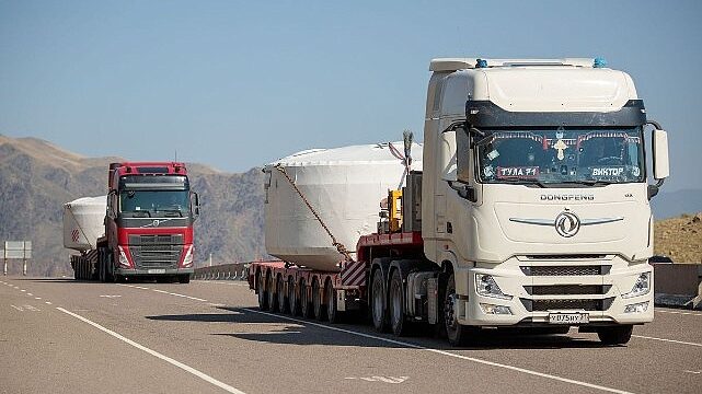 Rosatom’un Rüzgâr Parkı İnşası İçin İlk Parçalar Kırgızistan’a Teslim Edildi