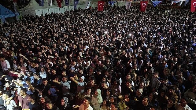 Umuttepe Kampüsü, Büyükşehir’le rengârenk