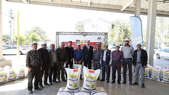 Başkan Altay: “Hayvancılık Yapan Çiftçimize Bu Yıl 80 Ton Macar Fiği Desteği Yapıyoruz”