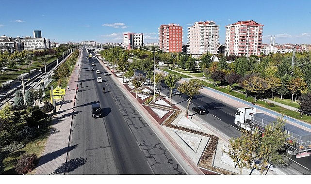 Başkan Altay: “İstanbul Yolu’nda Yaptığımız Kurakçıl Peyzaj Düzenlemesi ile Su ve Enerji Tasarrufu Sağlayacağız”