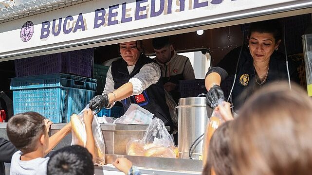 Buca Belediyesi dayanışmayı büyütüyor