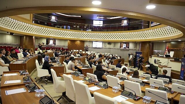 Büyükşehir Gençlik Meclisi kentin geleceğine ışık tutuyor