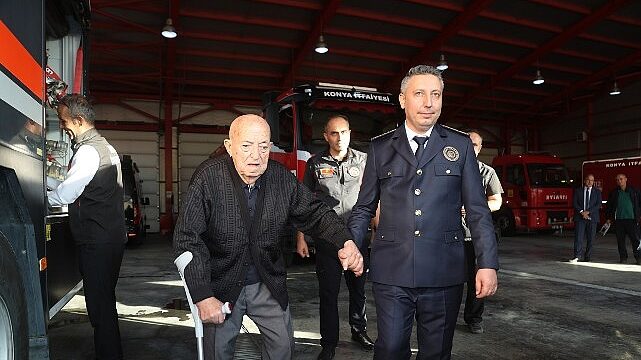 Emektar İtfaiye Müdürü’nden Konya İtfaiyesi’ne Anlamlı Ziyaret