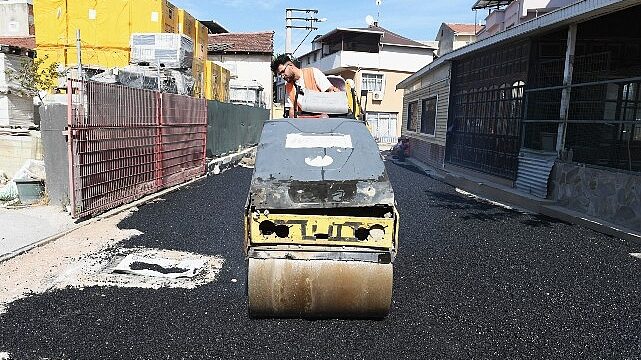 Kaliteli ulaşım için Osmangazi’nin yollarında çalışma var
