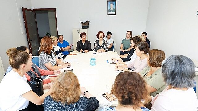 Narlıdere’de Kadınlar Haklarını Öğreniyor