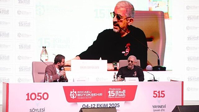 Okan Bayülgen: Tek çare kitap okumak