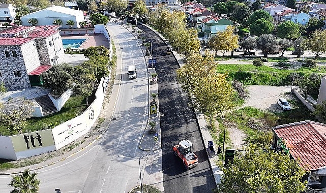 Urla’da iki caddeye yeni çehre
