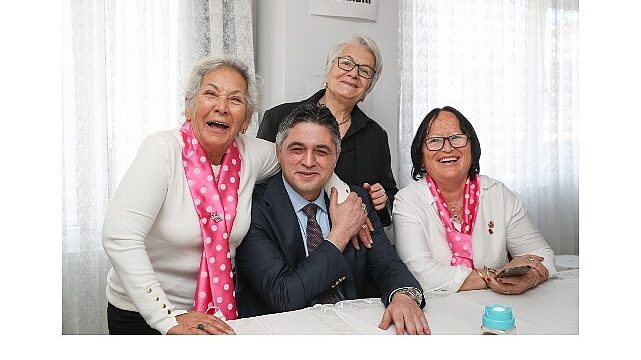 Aliağa Belediye Başkanı Serkan Acar’a Desteklerinden Dolayı Özel Şilt