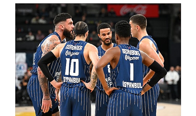 Anadolu Efes Yeni Yılın İlk Maçına Çıkıyor