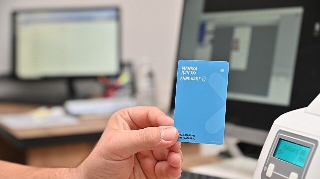 Anne Kart ile 15 Binin Üzerinde Anne Ücretsiz Ulaşımdan Faydalanıyor