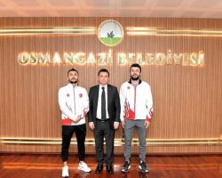 Başkan Aydın Tarihi Başarı Yakalayan Kardeşleri Ağırladı