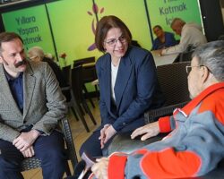 Başkan Köymen’den duayen sanatçıya ziyaret