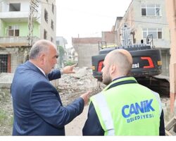 Başkan Sandıkçı’dan Eser ve Hizmet Vurgusu: Güvenli Yaşam Alanları, Yeni Yollar, Modern Parklar