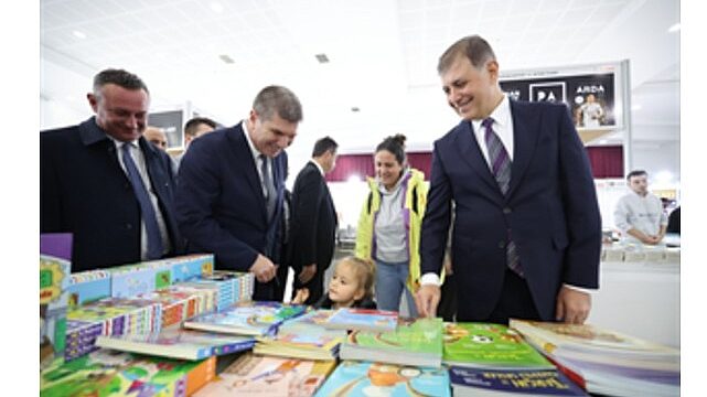 Başkan Tugay 13. Burdur Kitap Fuarı’nın açılış törenine katıldı