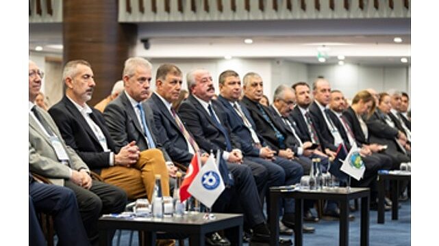 Başkan Tugay: Kooperatiflerle iş birliği içinde sorunları aşacağız