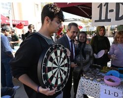 Başkan Yardımcısı Baytekin Ünal Aysal Anadolu Lisesi kermesine katıldı