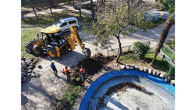 Bayrampaşa’da parklar bir bir yenileniyor