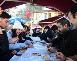 Bursa’nın Asırlık Lezzetlerine Osmangazi’de Yolculuk Yaptılar