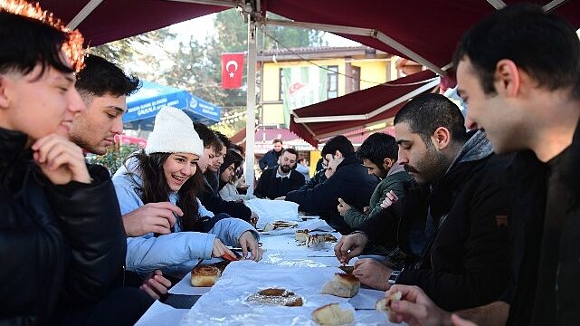 Bursa’nın Asırlık Lezzetlerine Osmangazi’de Yolculuk Yaptılar