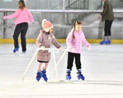Büyükşehir Kültürpark ve Bostanlı’da buz pisti kuruyor