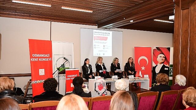 Cumhuriyetin Eğitimci İlk Kadın Milletvekilleri Osmangazi’de Konuşuldu