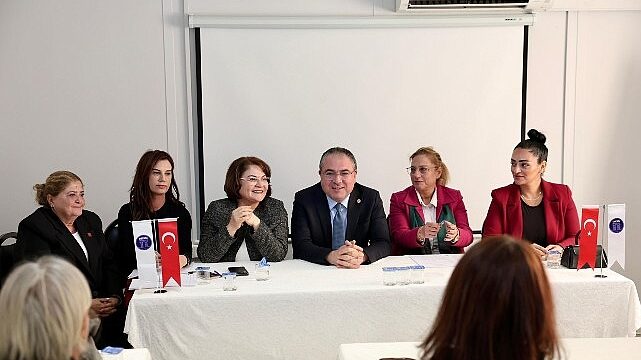 Didim Kadın Meclisi Aralık Ayı Toplantısı Yoğun Katılımla Gerçekleşti