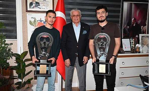 Enduro sporcularından Başkan Topaloğlu’na ziyaret
