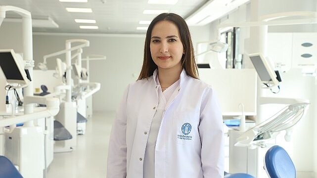 Gebelikte Diş Eti Büyümesini Hafife Almayın