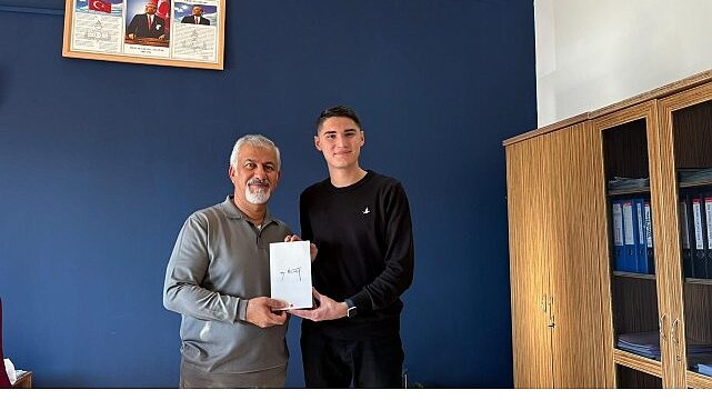 Gençlik meclisinden anlamlı bağış