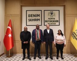 Güney Afrika Yerel Yönetimler Birliği Başkanı Stofile, Başkan Altay’ı Ziyaret Etti