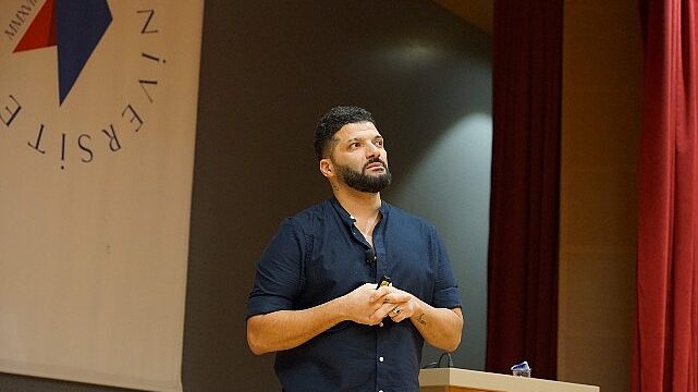 HIV’le ilgili damgalanma ve ayrımcılık bilgisizlikten kaynaklanıyor