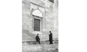İstanbul Araştırmaları Enstitüsü’nün Arka Oda Toplantıları Devam Ediyor