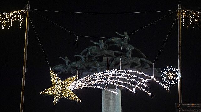 İzmir 2026’ya ışıl ışıl giriyor