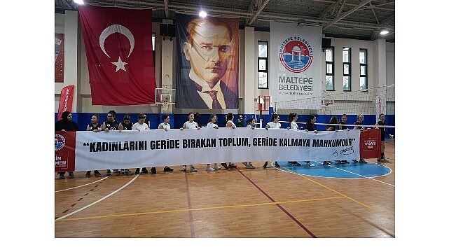 Kadınlar şiddeti “blok”ladı