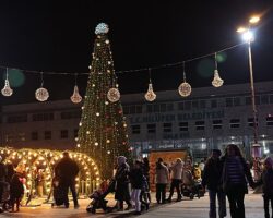 Kalamış BuzzFest’te Artistik Buz Pateni ve Buz Hokeyi Şöleni